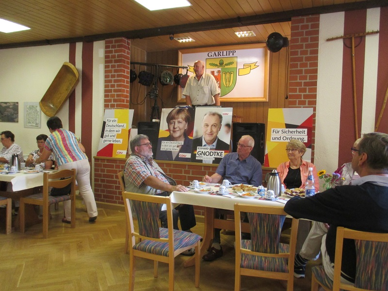 09.82.2017 - Senioren Union aktiv - Vors. Waldemar Schreiber eröffnet das Sommmerfest