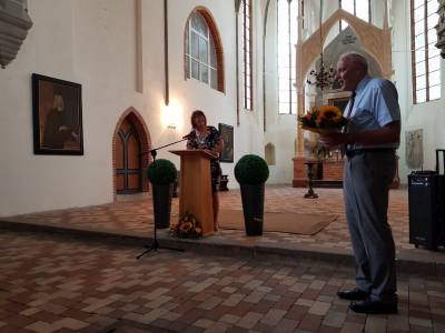 Wolfgang Sch�rmann bedankt sich bei Frau Staatssekret�rin Eva Feu�ner