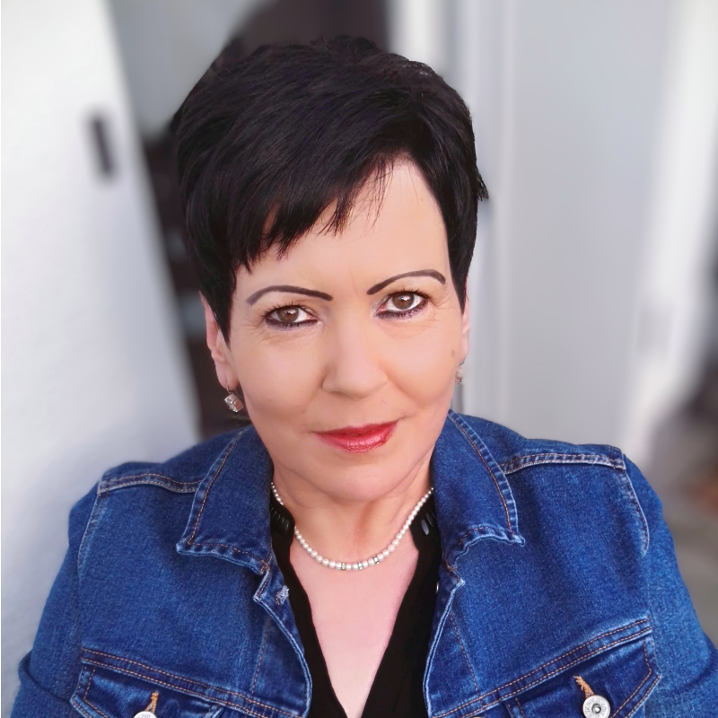  Elke Schnfeld